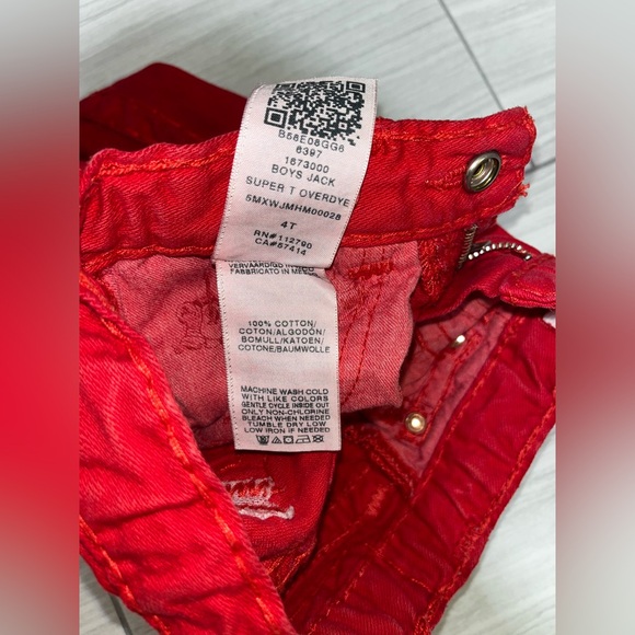 Red true religion boy jeans {firm on price} - Picture 7 of 8